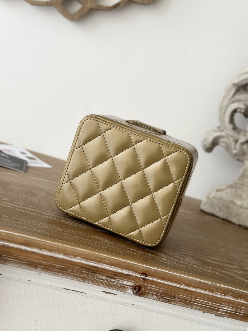 Ch**el cosmetic bags